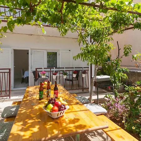Amazing In With Kitchen *